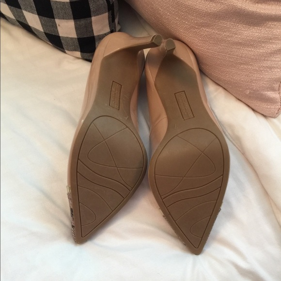 ♦️SOLD♦️ NEW Christian Siriano nude Heels - Picture 3 of 5